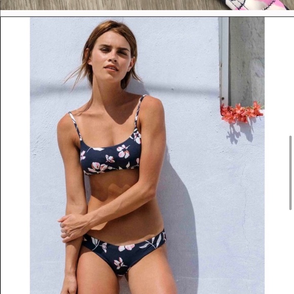 Billabong bralette swim top - Picture 4 of 4